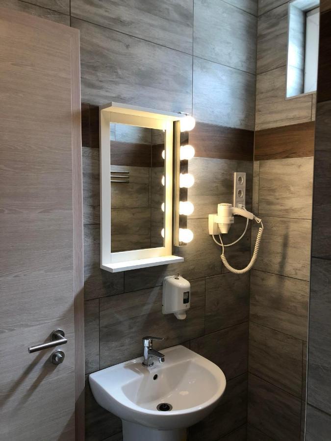 Avas Apartman Miskolc Ngoại thất bức ảnh
