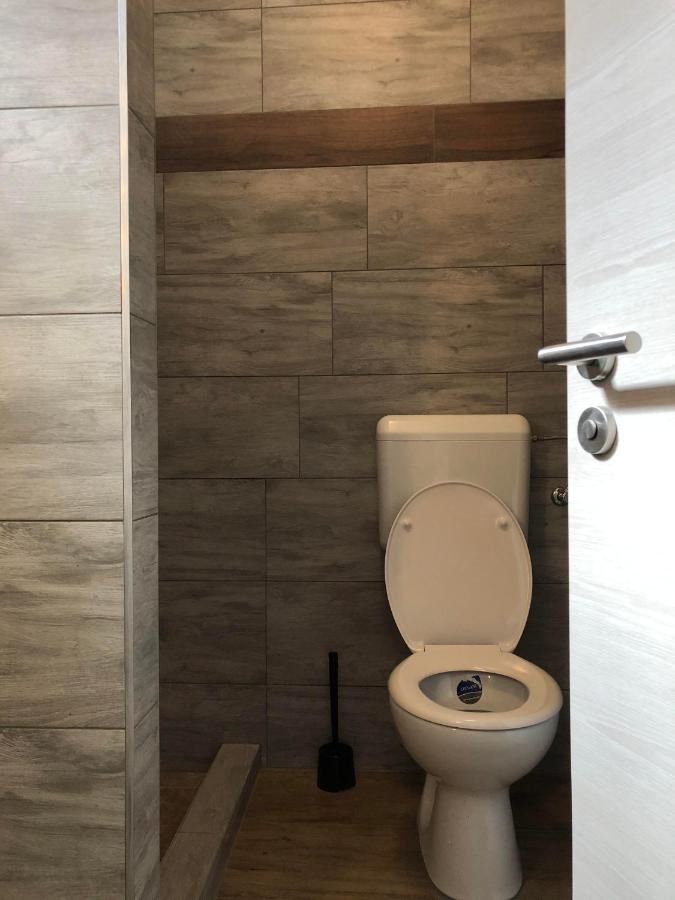 Avas Apartman Miskolc Ngoại thất bức ảnh