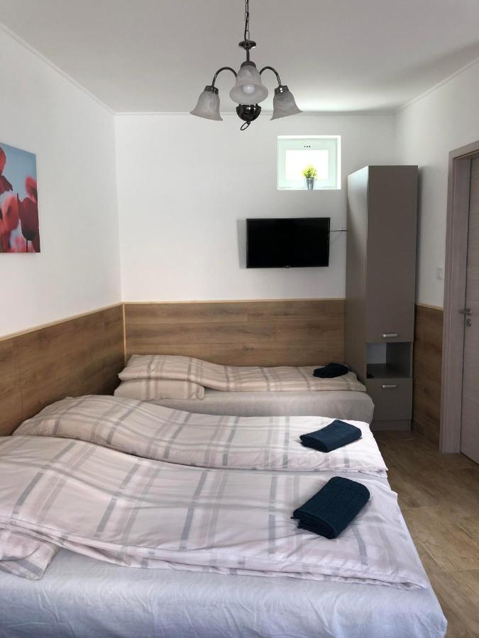 Avas Apartman Miskolc Ngoại thất bức ảnh