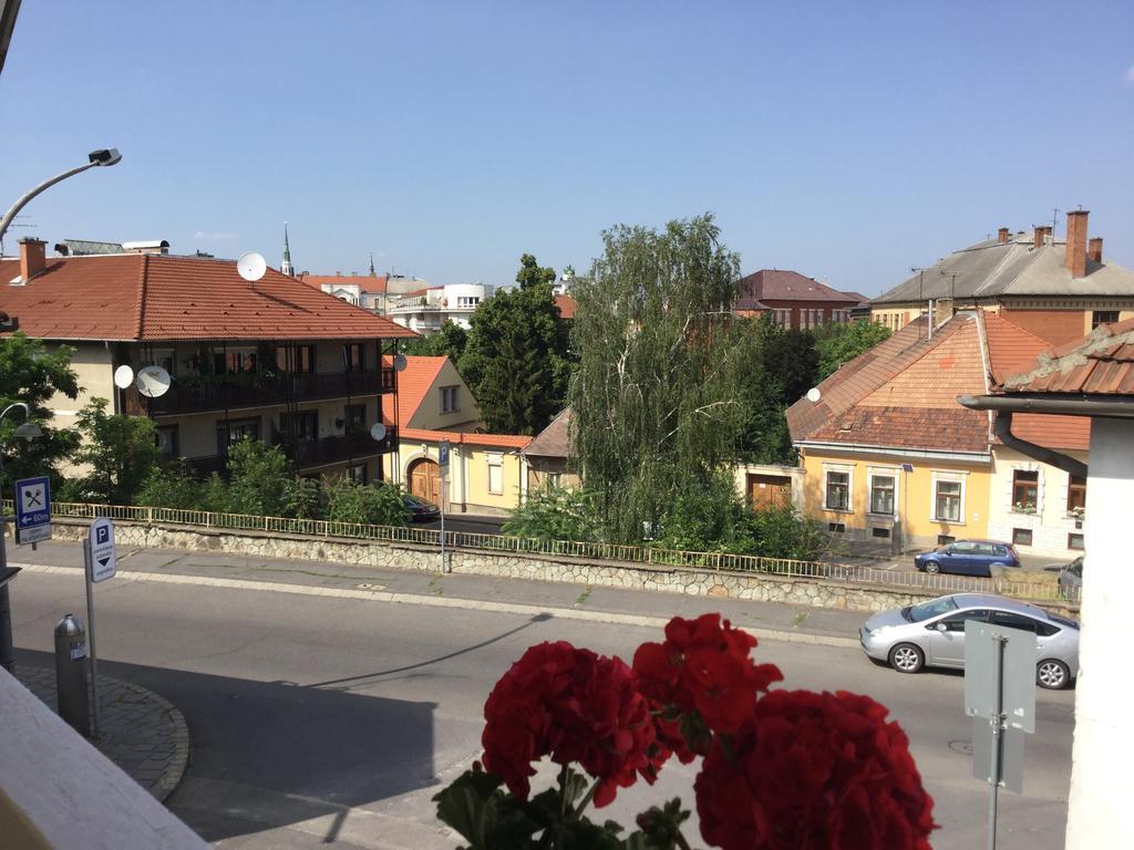 Avas Apartman Miskolc Ngoại thất bức ảnh