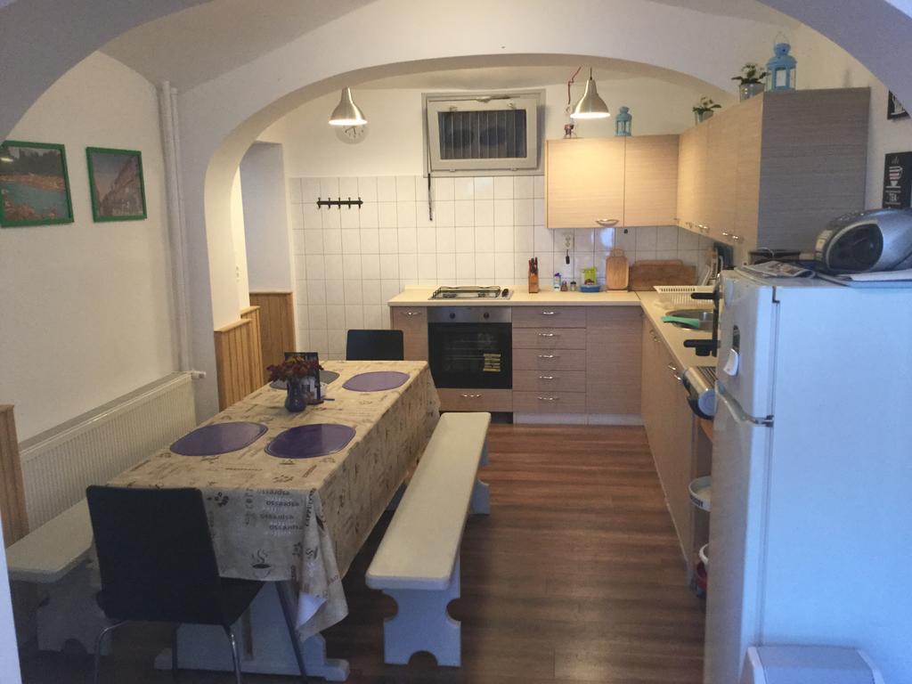 Avas Apartman Miskolc Ngoại thất bức ảnh